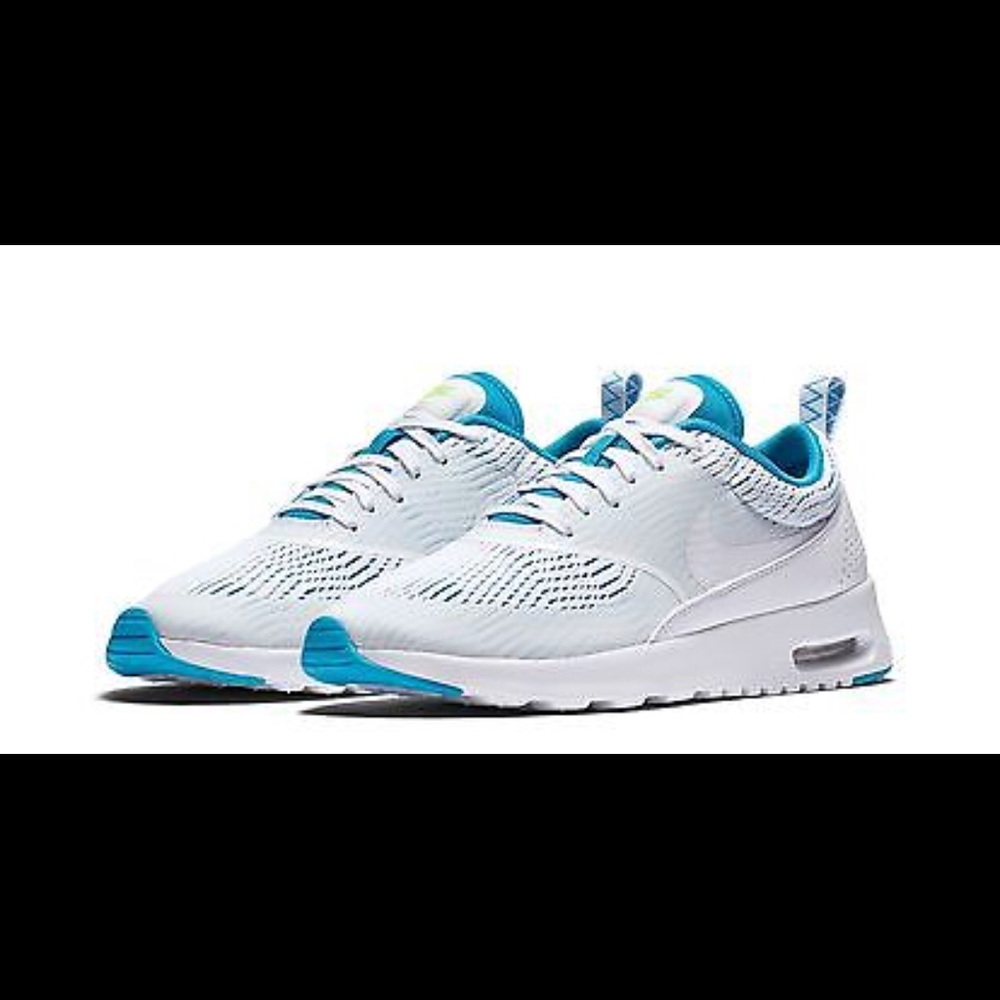 Women’s Nike Air Max Thea size 6.5